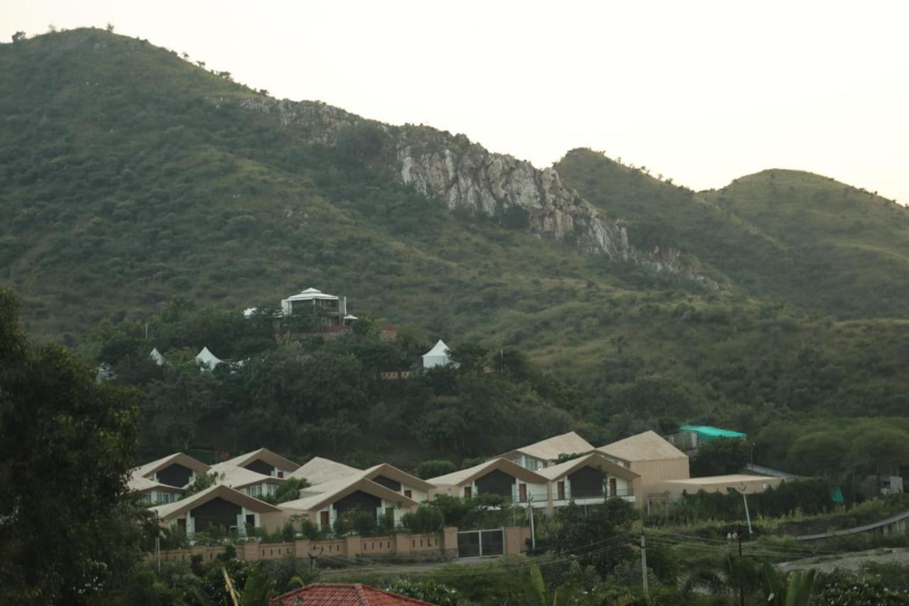Vache Farm Stay Udaipur Exterior foto